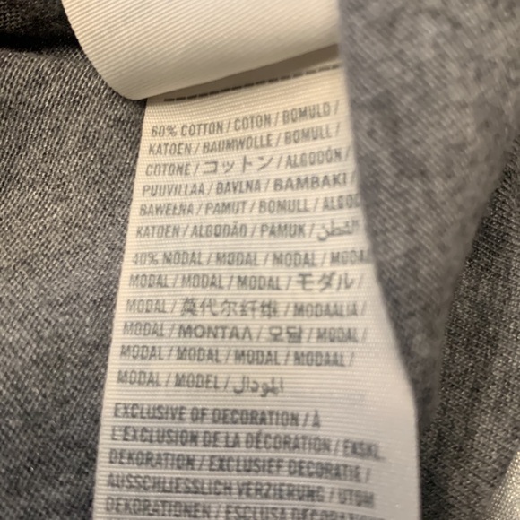 🌹 VINTAGE Hollister •  Super Soft Gray Casual Shirt - Picture 6 of 6